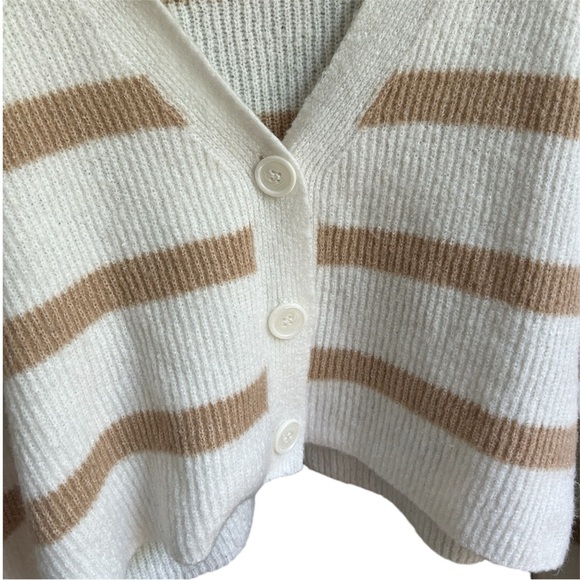 It's Our Time Women’s White and Tan Cropped Cardigan Sweater - Picture 3 of 6